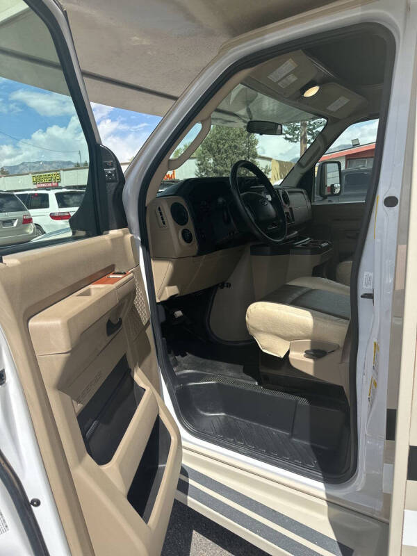 2018 Ford E-450