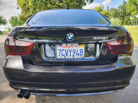 2011 BMW 3 Series 328i