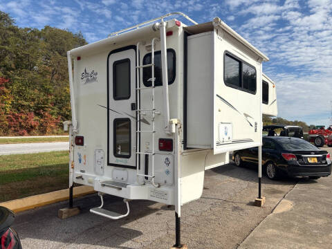 2004 Eagle Cap 950 Intermountain RV