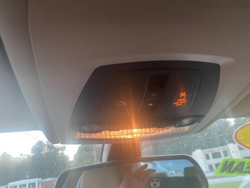 2012 BMW 5 Series 528i