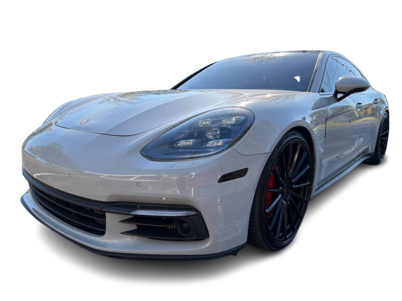 2018 Porsche Panamera 4S