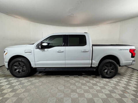 2023 Ford F-150 Lightning XLT