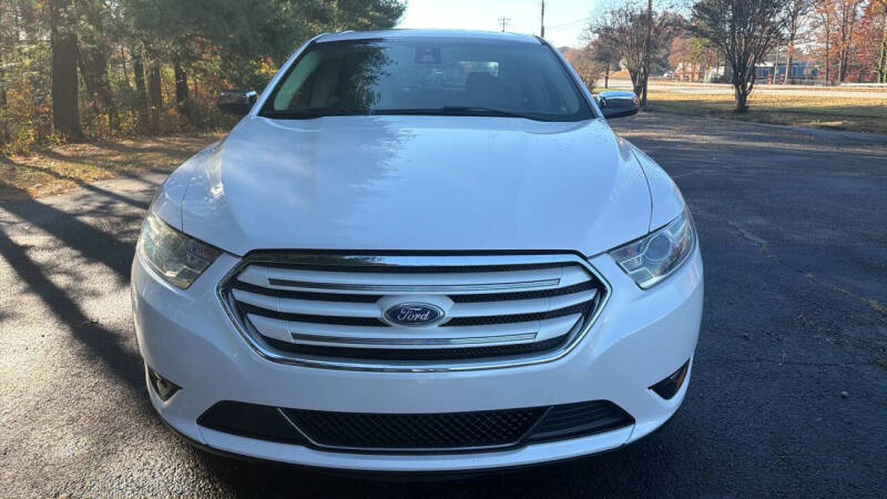 2017 Ford Taurus Limited