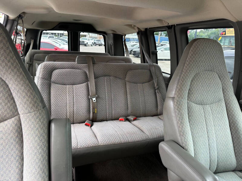 2005 Chevrolet Express 3500