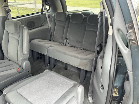 2005 Dodge Grand Caravan SXT