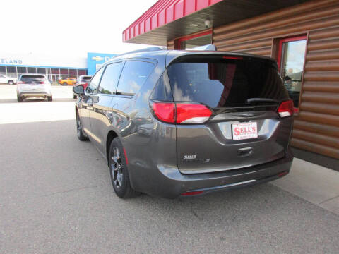 2019 Chrysler Pacifica Touring L