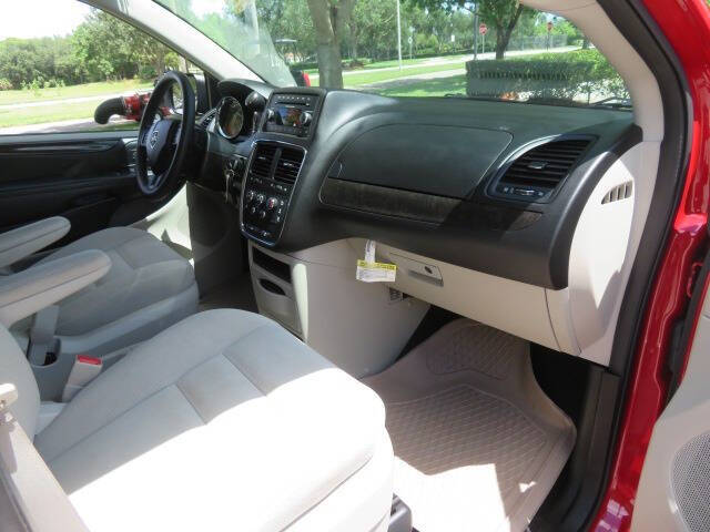 2015 Dodge Grand Caravan SE