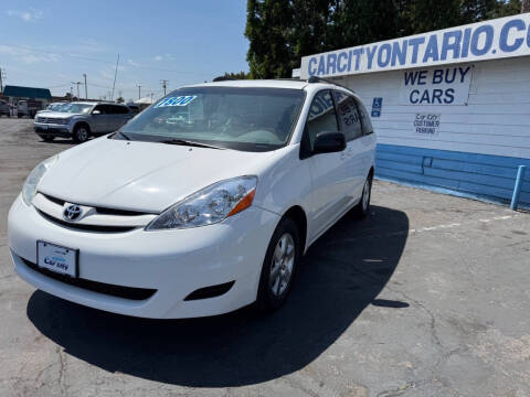 2007 Toyota Sienna LE 7-Passenger