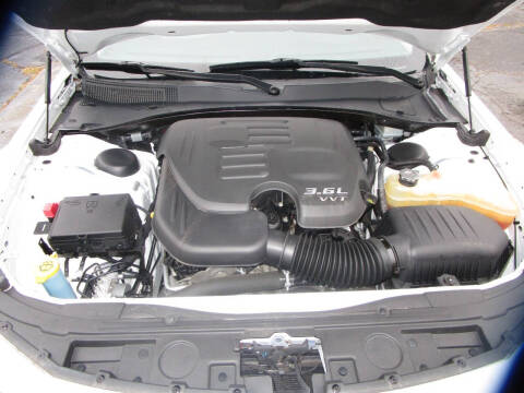 2017 Chrysler 300 Limited