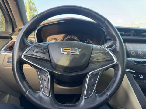 2018 Cadillac XT5 Luxury