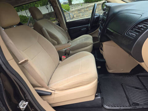 2013 Dodge Grand Caravan SE