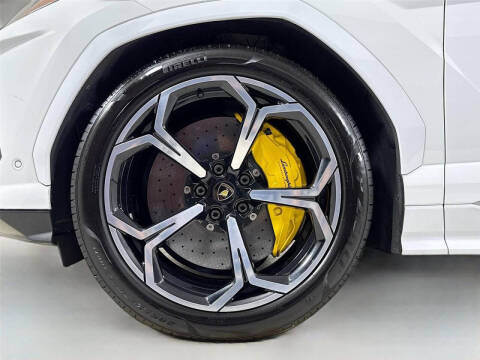 2020 Lamborghini Urus