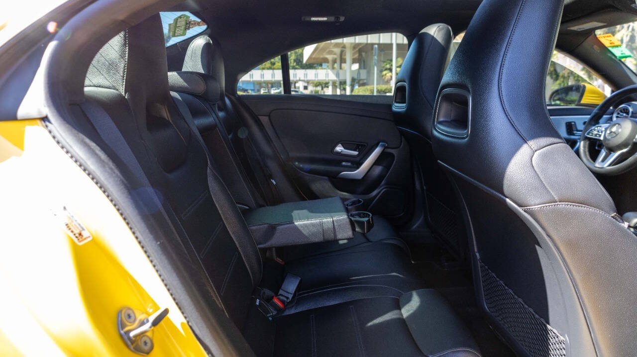 2020 Mercedes Benz CLA 250 photo 14