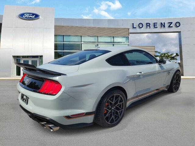 2022 Ford Mustang Mach 1
