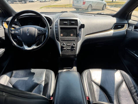 2016 Lincoln MKC Select
