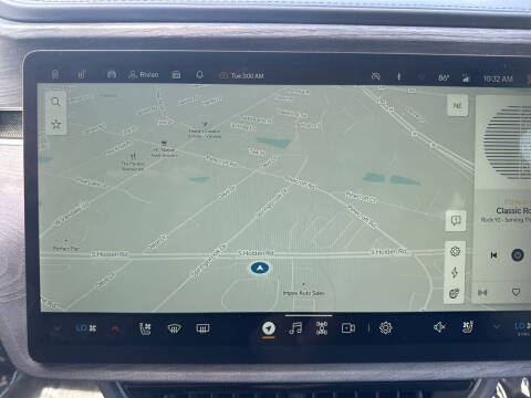 2023 Rivian R1S Adventure