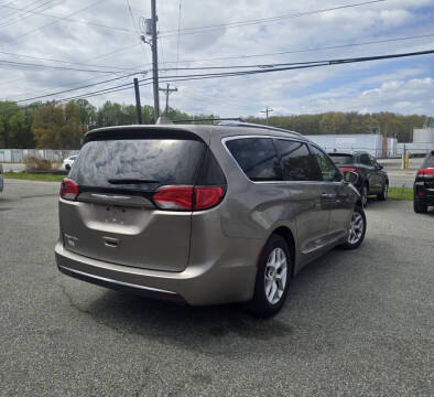 2018 Chrysler Pacifica Touring L Plus