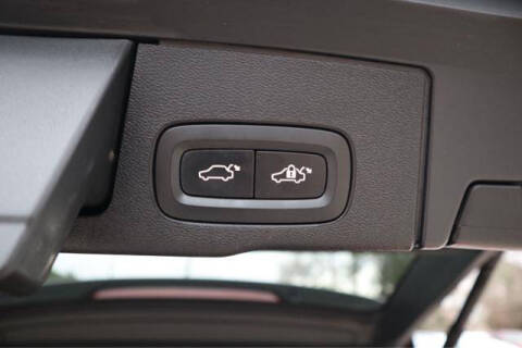 2018 Volvo XC60 T5 Momentum