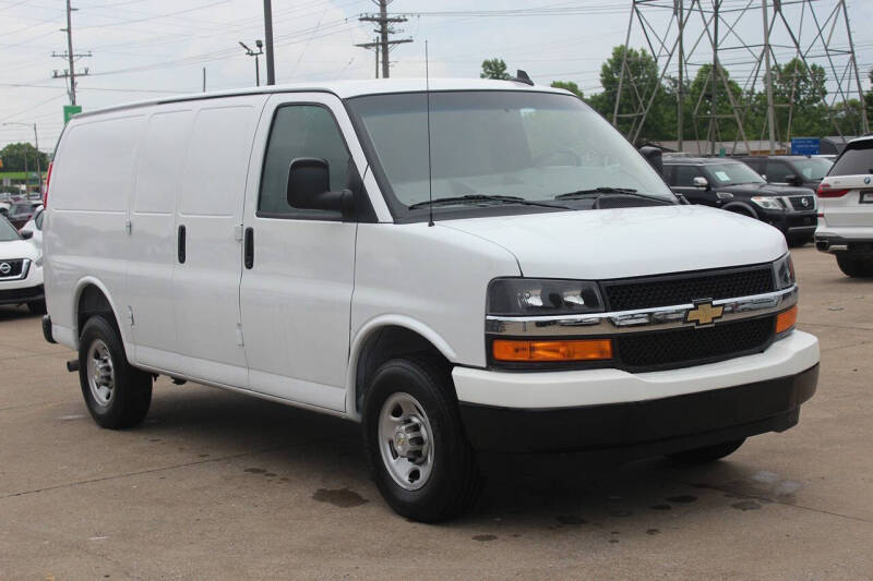 2023 Chevrolet Express 3500