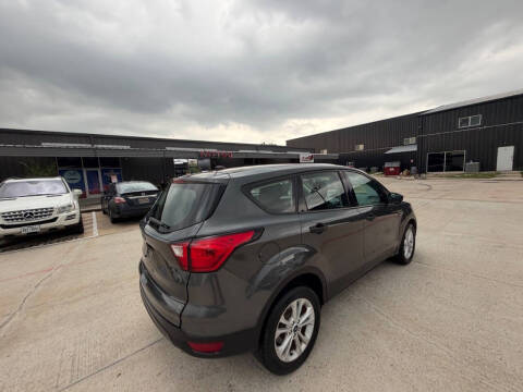 2019 Ford Escape S