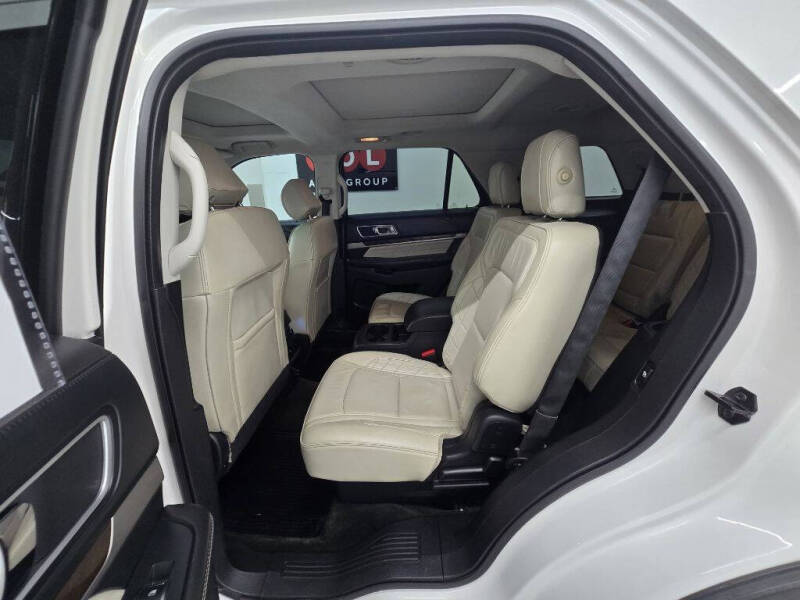 2016 Ford Explorer Platinum