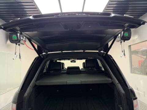 2020 Land Rover Range Rover P525 HSE