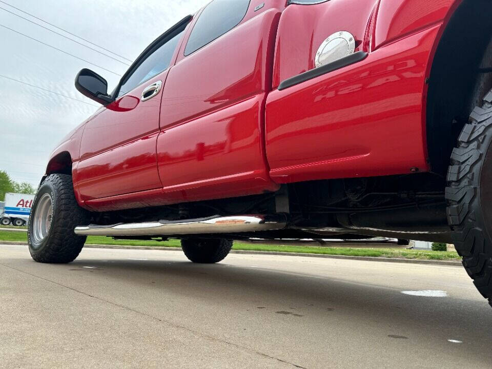 1999 Chevrolet Silverado 1500 for sale at Illinois Auto Wholesalers in Tolono, IL