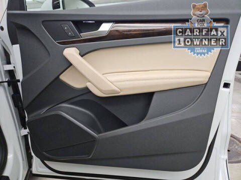 2020 Audi Q5 quattro Premium Plus 45 TFSI