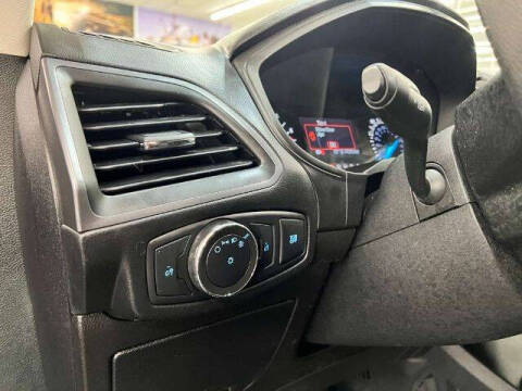 2020 Ford Edge SE