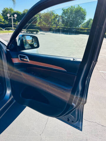 2013 Jeep Grand Cherokee Overland