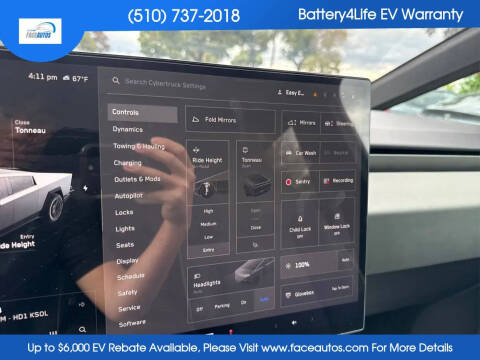 2025 Tesla Cybertruck