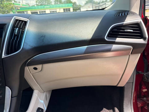 2017 Ford Edge Titanium