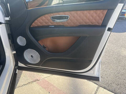 2024 Bentley Bentayga S V8