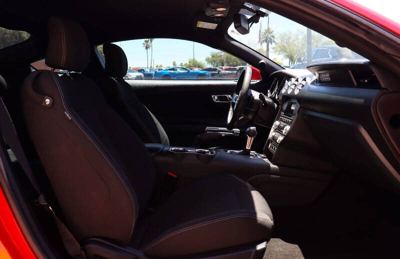2015 Ford Mustang V6