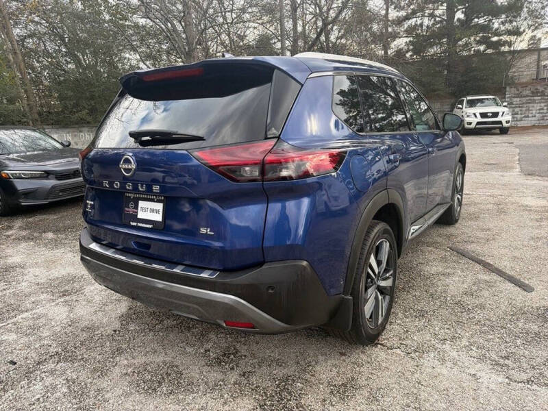 2022 Nissan Rogue SL