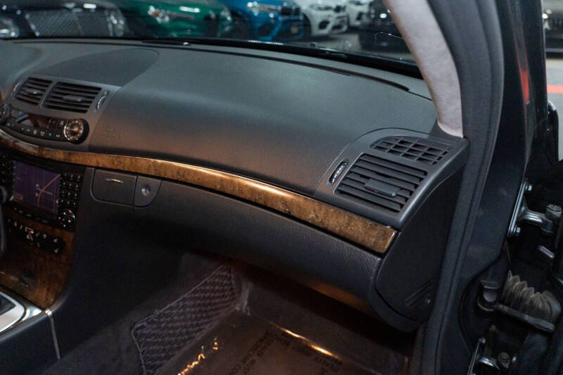 2005 Mercedes-Benz E-Class E 55 AMG