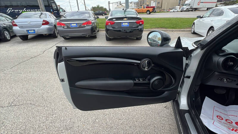 2019 MINI Convertible Cooper