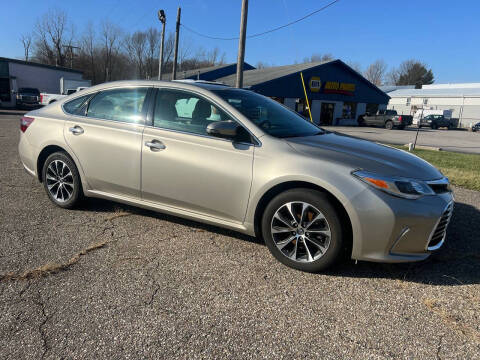 2017 Toyota Avalon for sale at Car Masters in Plymouth IN