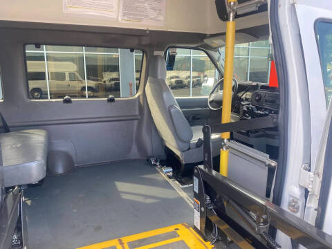 2014 Ford E-Series E-350 SD