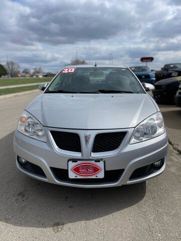 2010 Pontiac G6 for sale at UNITED AUTO INC in South Sioux City NE