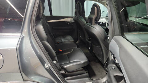 2018 Volvo XC90 T5 Momentum 7-Passenger