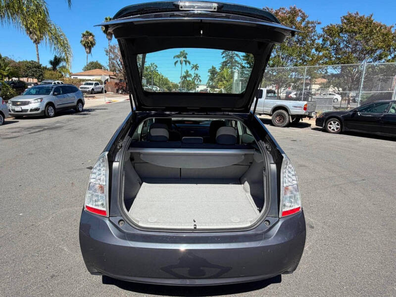 2011 Toyota Prius Two