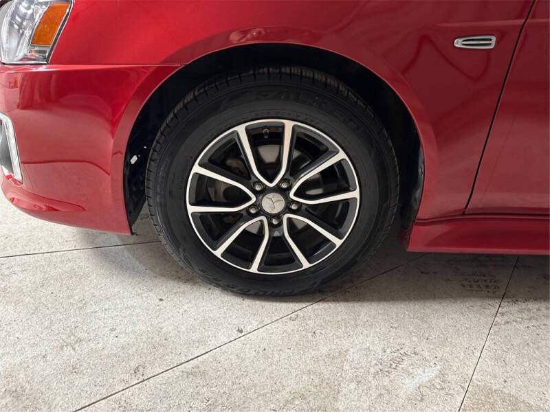 2017 Mitsubishi Lancer ES