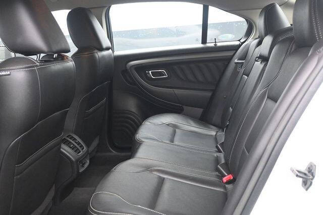 2011 Ford Taurus SEL