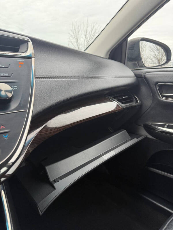 2014 Toyota Avalon Hybrid XLE Premium