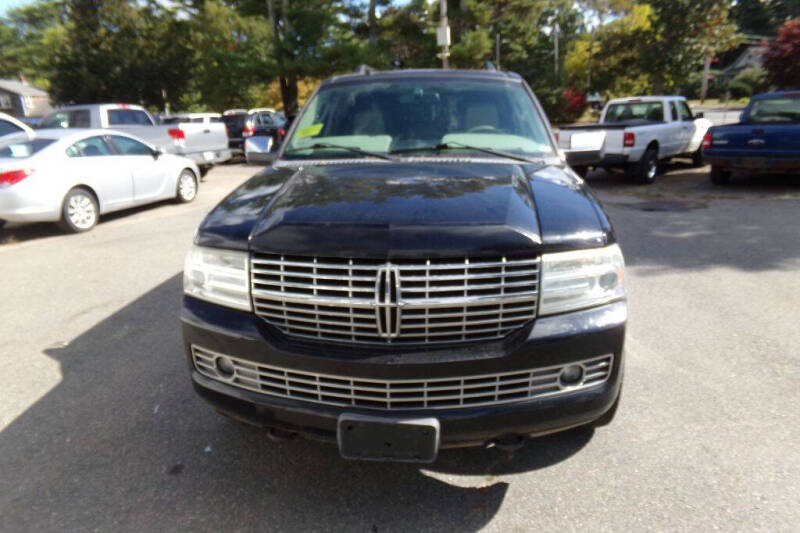 2008 Lincoln Navigator Luxury photo 2