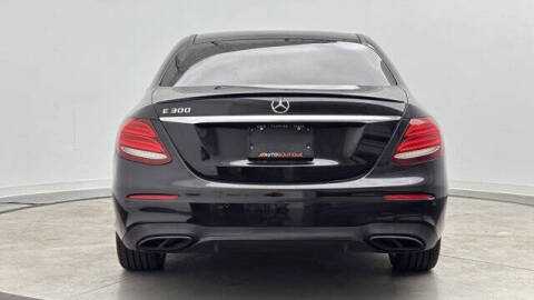 2019 Mercedes-Benz E-Class E 300