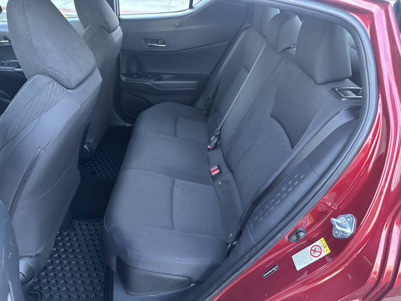 2018 Toyota C-HR XLE Premium