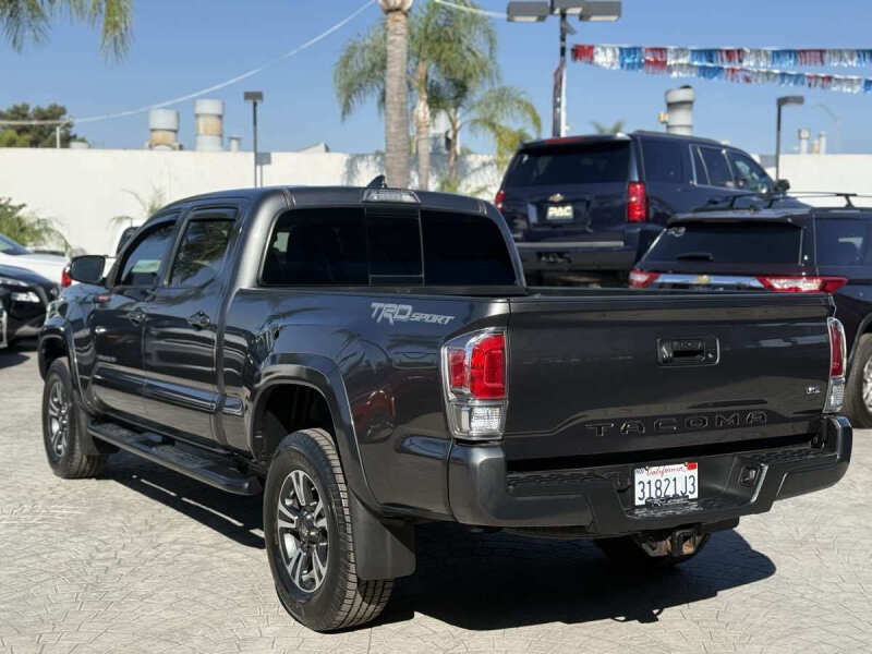 2017 Toyota Tacoma TRD Sport