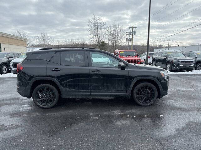 2023 GMC Terrain SLE